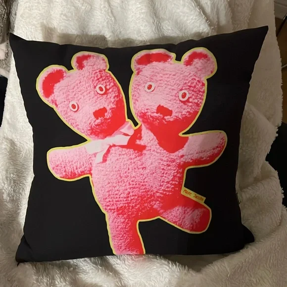 Marc Jacobs Heaven Double Headed Teddy Pillow RARE - Picture 2 of 2